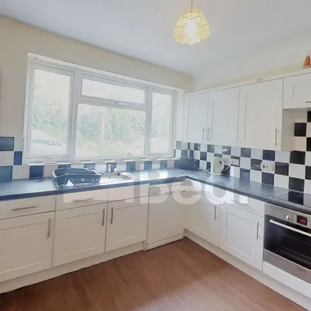 Rent this 5 bed apartment on Hayes Park in Chester, CH1 4AL