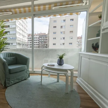 Rent this 3 bed apartment on Travessera de les Corts in 100, 102