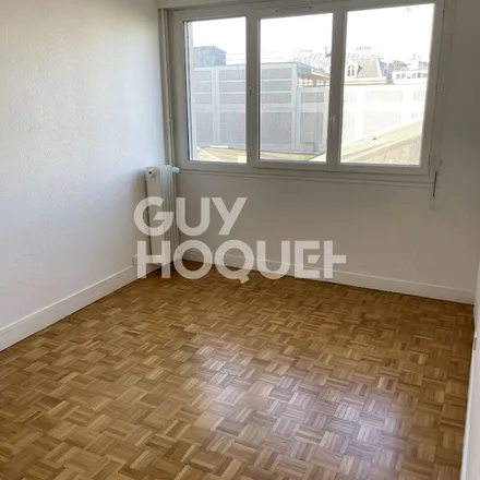 Rent this 2 bed apartment on Sceaux in Hauts-de-Seine, France