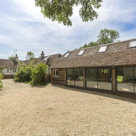 Image 3 - Brock Cottage, Stable Yard, West Oxfordshire, OX7 6RW, United Kingdom - House for sale