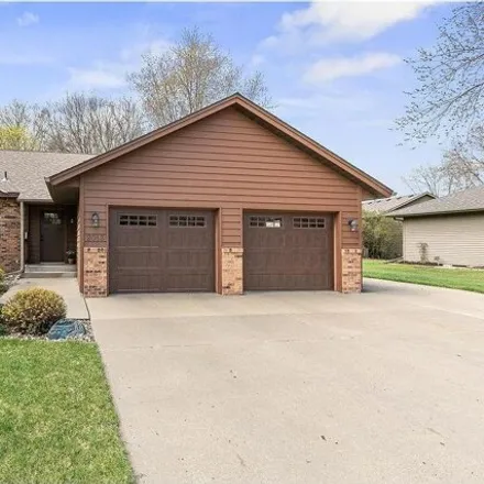 Buy this 4 bed house on 2013 East Highview Drive in Sauk Rapids, MN 56379