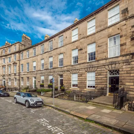 Rent this 4 bed townhouse on 33 Drummond Place in City of Edinburgh, EH3 6PW