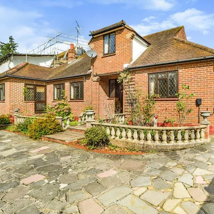 Rent this 4 bed house on The Drive in Chorleywood, WD3 4DY