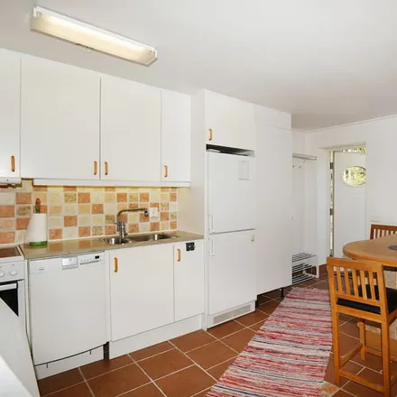 Rent this 2 bed apartment on Lärbrogatan in 621 38 Visby, Sweden