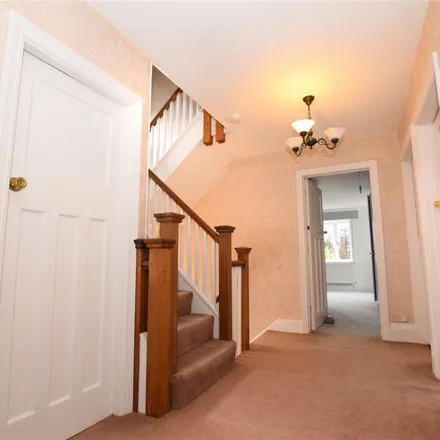 Rent this 5 bed apartment on 20 Rydon Lane in Topsham, EX2 7AW