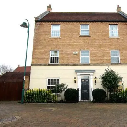 Rent this 5 bed house on Knighton Close in Peterborough, PE7 8LJ