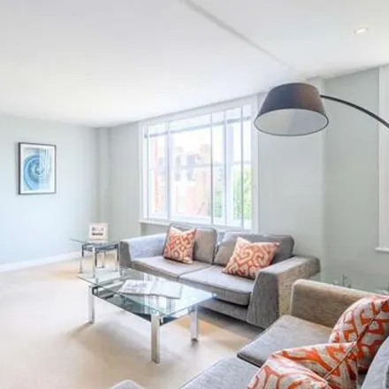 Image 2 - 39 Hill Street, London, W1J 5LX, United Kingdom - Apartment for rent
