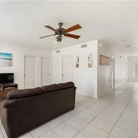 Image 2 - 120 East Sunset Drive, South Padre Island, Cameron County, TX 78597, USA - House for sale