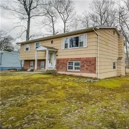 Rent this 5 bed house on 378 State Highway 306 in Monsey, NY 10952