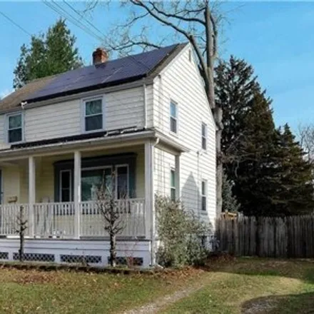Buy this 4 bed house on 450 Freeman Avenue in Stratford, CT 06614
