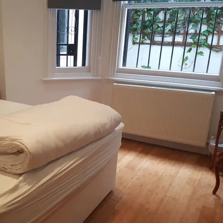 Rent this 2 bed apartment on London in W14 0AU, United Kingdom