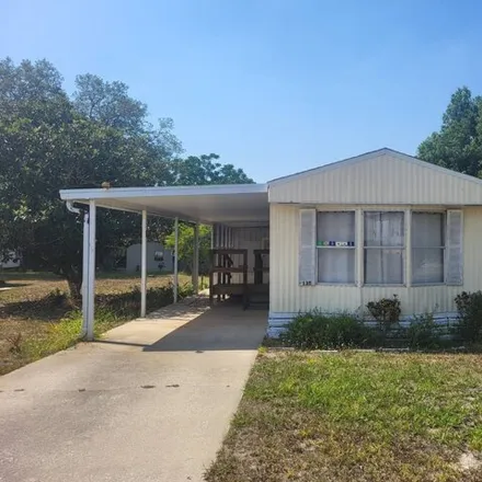 Buy this studio apartment on 166 Kelly Court in Polk County, FL 33837