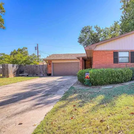 Buy this 3 bed house on 302 Northwest Parkwood Place in Lawton, OK 73505