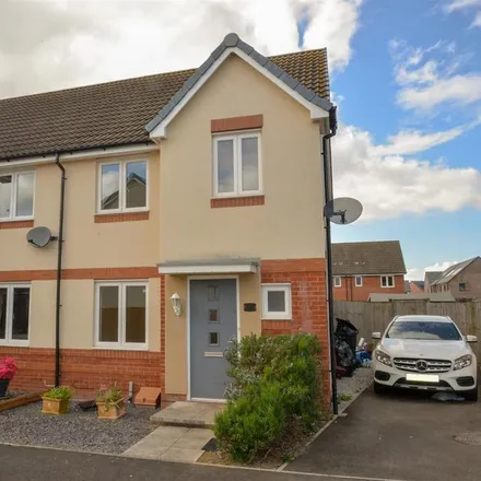 Rent this 3 bed house on Royal Drive in Willowdown, Bridgwater Without