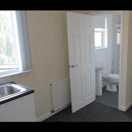 Image 2 - 80 Harefield Road, Coventry, CV2 4BU, United Kingdom - Apartment for rent