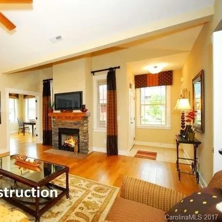 Image 3 - 14 Brookstone Place, New Candler, Buncombe County, NC 28715, USA - Townhouse for sale