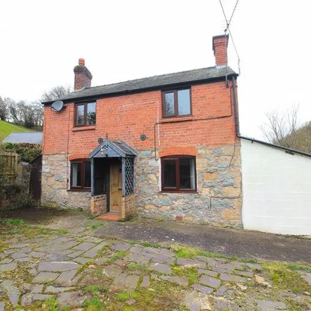 Rent this 2 bed house on unnamed road in Nantmawr, SY10 9HN