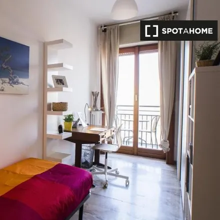 Rent this 3 bed room on Siirtec Nigi in Via Alessandro Algardi, 20149 Milan MI