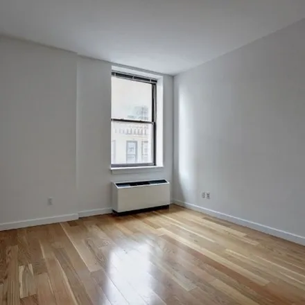 Image 1 - 45 Wall Street, New York, NY 10005, USA - Apartment for rent