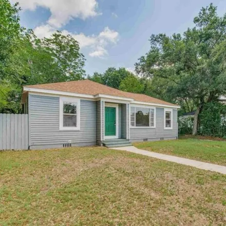 Image 3 - 1206 Dexter Ave, Pensacola, Florida, 32507 - House for sale