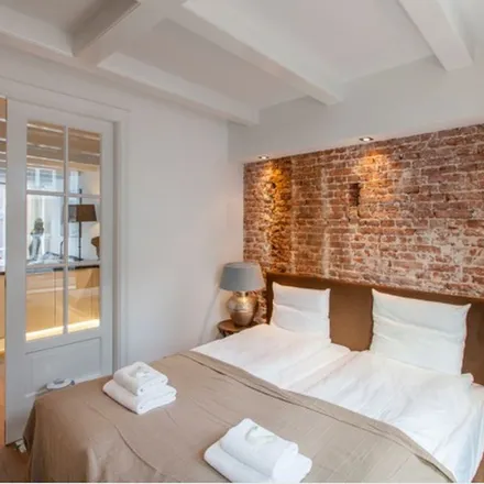 Rent this 3 bed apartment on Gerard Doustraat 46-1 in 1072 VT Amsterdam, Netherlands