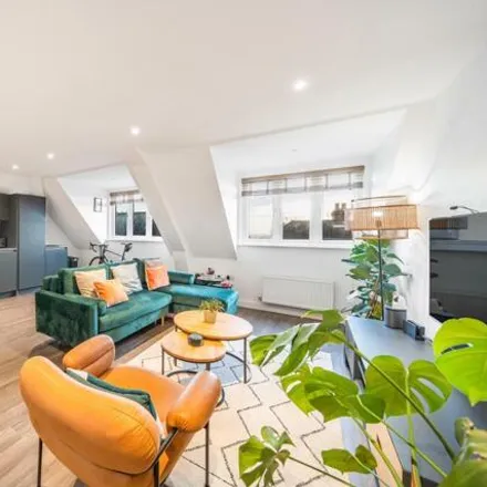 Buy this 1 bed apartment on Bernays Gardens in Old Church Lane, London