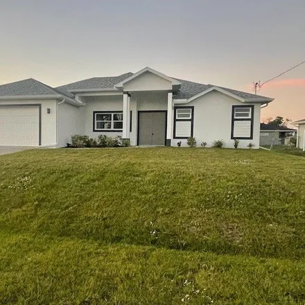 Image 2 - 1868 South Gator Circle, Cape Coral, FL 33909, USA - House for sale