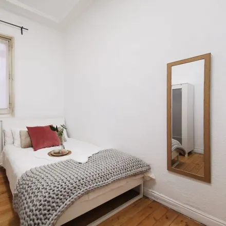 Rent this 12 bed room on Calle Preciados in 42, 28013 Madrid