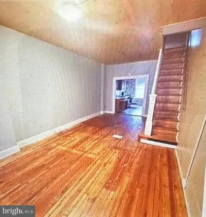 Image 3 - 416 North Curley Street, Baltimore, MD 21224, USA - House for sale