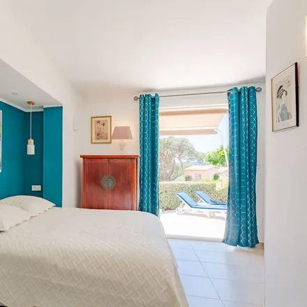 Rent this 3 bed house on La Garonnette in 83120 Sainte-Maxime, France