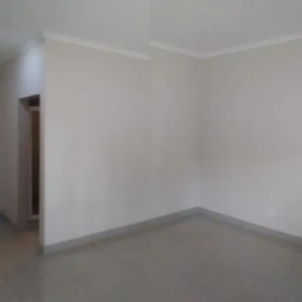 Image 6 - unnamed road, Mount Edgecombe, KwaZulu-Natal, 4302, South Africa - Townhouse for rent