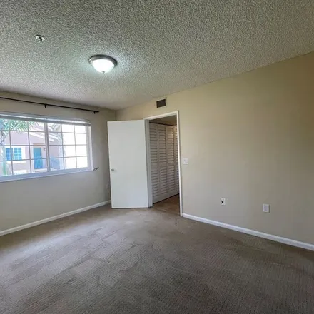 Image 3 - unnamed road, Collier County, FL 34104, USA - Apartment for rent