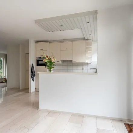Rent this 5 bed apartment on Klipper 37 in 2991 KK Barendrecht, Netherlands