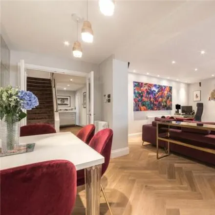 Rent this 2 bed townhouse on 112 Gloucester Terrace in London, W2 3HH