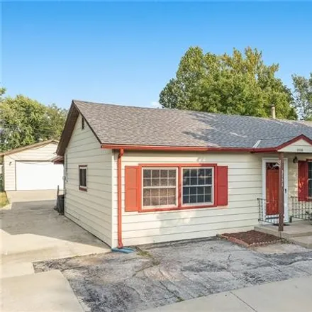 Buy this 3 bed house on 3131 South 47th Street in Kansas City, KS 66106