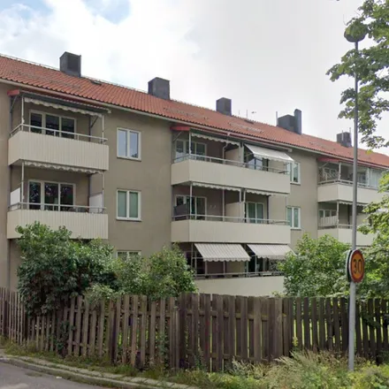 Rent this 2 bed apartment on Källgatan 9B in 722 11 Västerås, Sweden