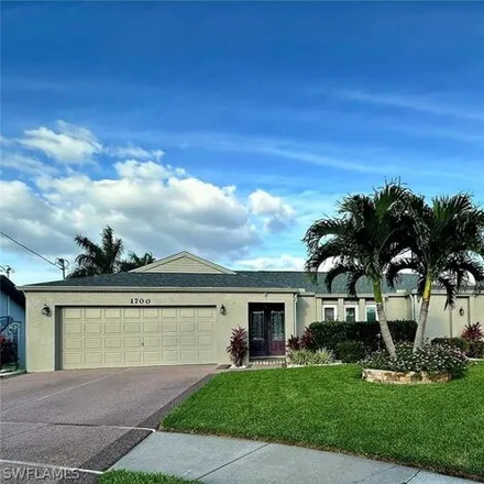 Buy this 3 bed house on 1701 West Bluewater Terrace in Lochmoor Villas Condos, Lee County