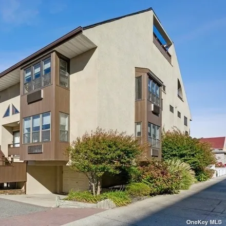 Buy this 2 bed condo on 625 Shore Road in City of Long Beach, NY 11561