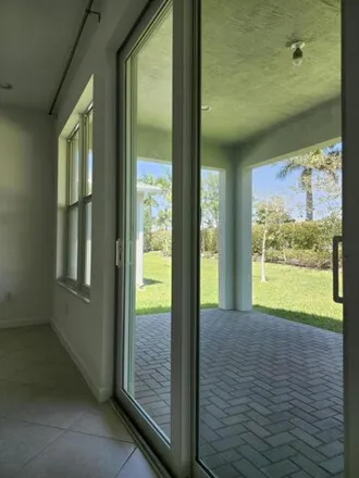 Image 9 - Southwest Lyra Drive, Port Saint Lucie, FL, USA - House for sale