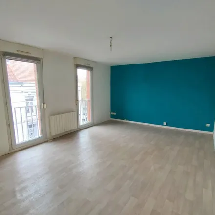 Rent this 2 bed apartment on Hôtel de ville de Calais in Place du Soldat Inconnu, 62107 Calais