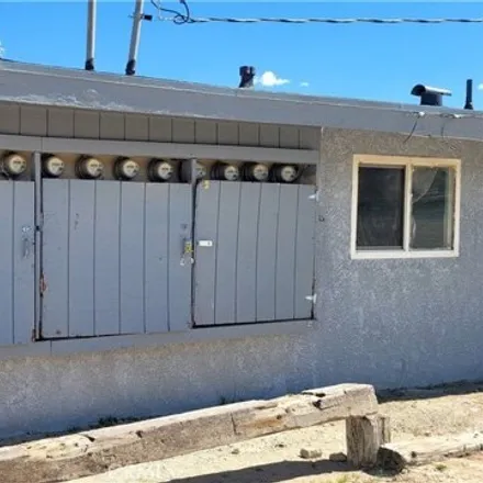 Image 8 - 204 Woodham Ave, Barstow, California, 92311 - House for sale