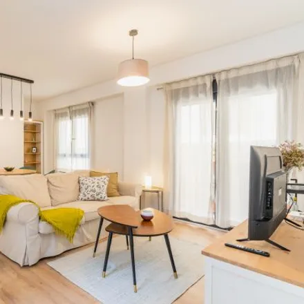 Rent this 4 bed apartment on Carrer de Samaniego in 8, 46003 Valencia