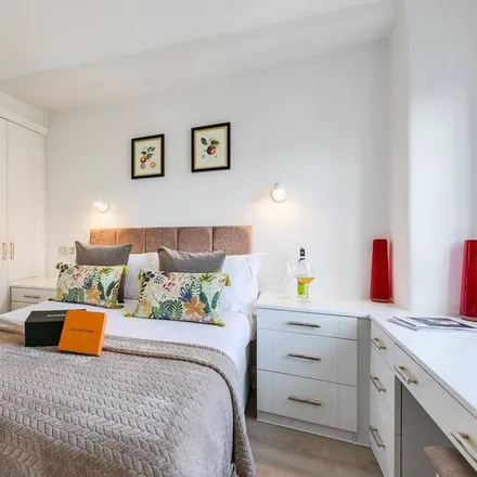 Rent this 1 bed apartment on London in SW3 3AZ, United Kingdom