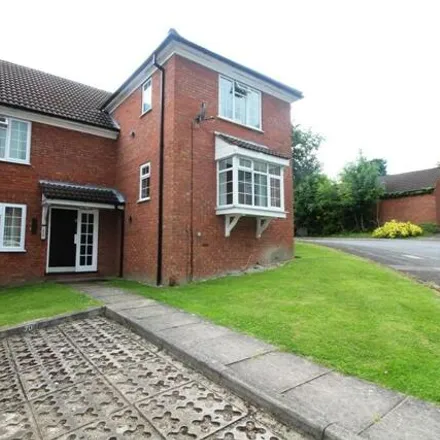 Rent this studio apartment on Bowmans Way in Dunstable, LU6 3LE