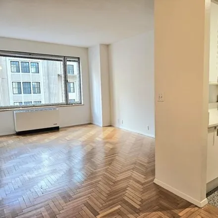 Rent this 1 bed house on Central Park Place in West 57th Street, New York