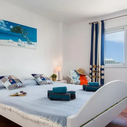 Image 2 - Playa de las Américas, Los Cristianos, Santa Cruz de Tenerife, Spain - Apartment for rent