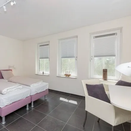 Rent this 3 bed apartment on Dishoek in 4371 NS Koudekerke, Netherlands