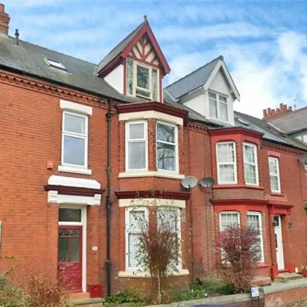 Rent this 4 bed townhouse on Jamie Mosque & Islamic Society of Darlington in 25-26 North Lodge Terrace, Darlington