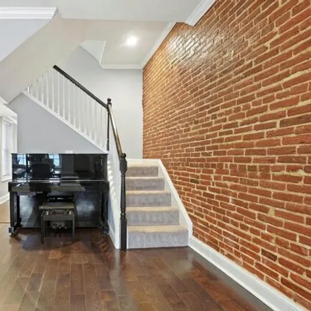 Image 8 - 1326 Hollins Street, Baltimore, MD 21223, USA - House for sale