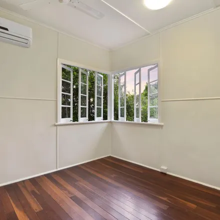 Rent this 3 bed apartment on Bardia Street in Currajong QLD 4812, Australia